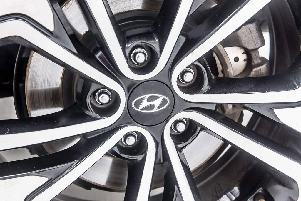 Used 2020 Hyundai Santa Fe Limited image 41