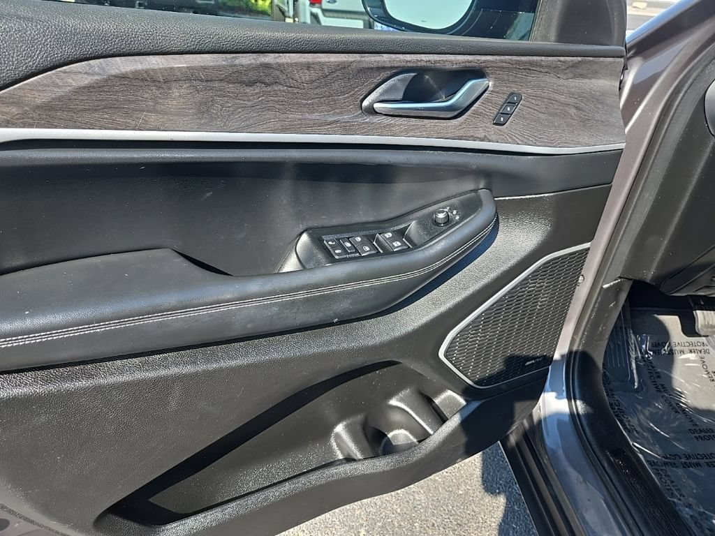 Used 2021 Jeep Grand Cherokee L Limited w/ Trailer Tow Group (B) AWD/4WD image 9