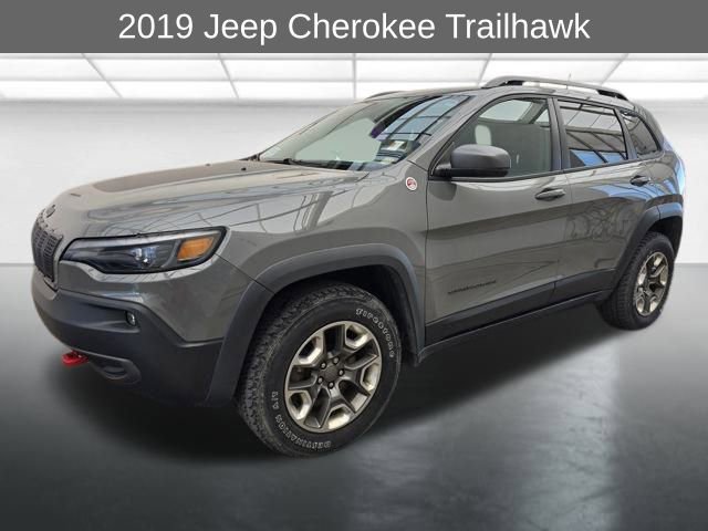 Used 2019 Jeep Cherokee Trailhawk w/ Cold Weather Group