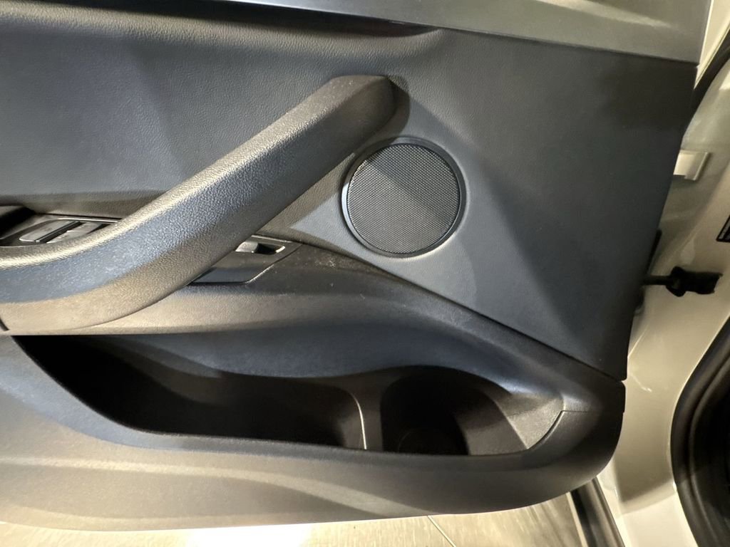 Used 2022 BMW X3 xDrive30i w/ Premium Package 2 image 20