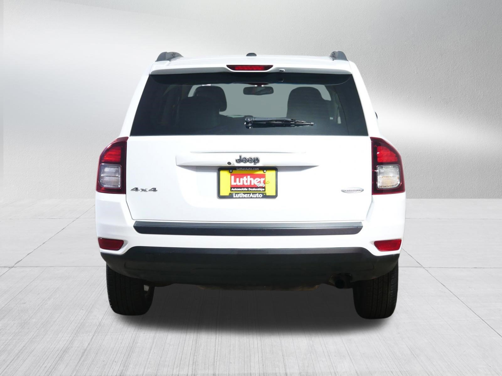 Used 2017 Jeep Compass Latitude image 6