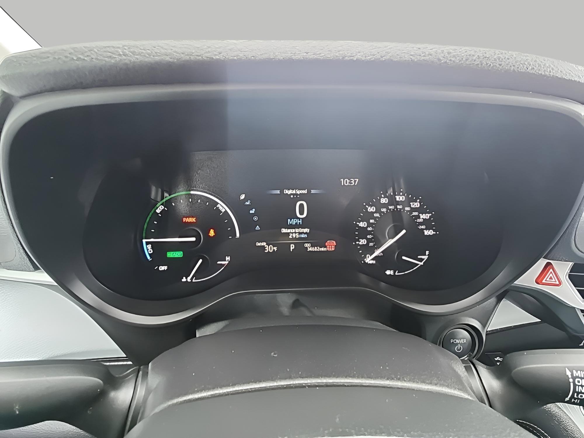 Used 2025 Toyota Sienna LE image 45