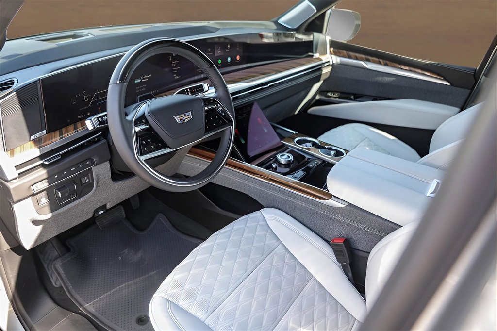 Certified 2025 Cadillac Escalade Sport Platinum w/ LPO, Floor Liner Package image 10