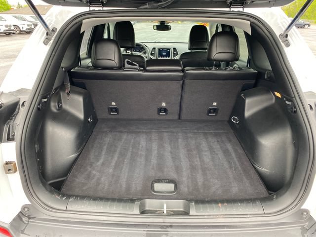 Used 2022 Jeep Cherokee Trailhawk AWD/4WD image 20