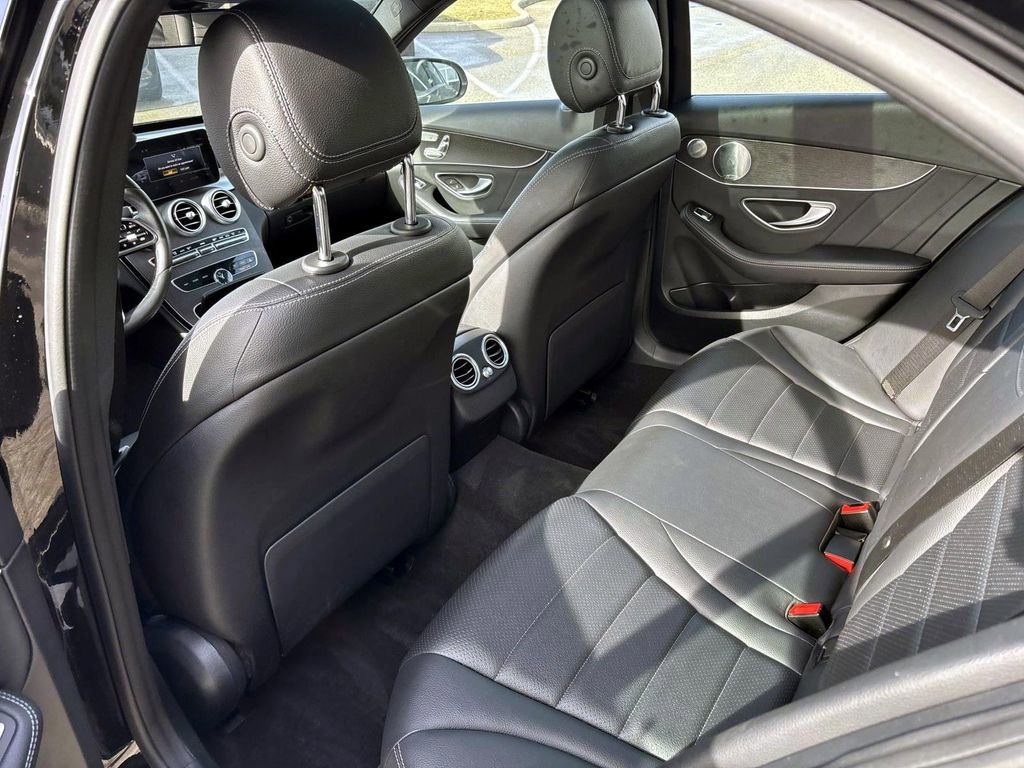 Used 2020 Mercedes-Benz C 300 4MATIC Sedan image 28