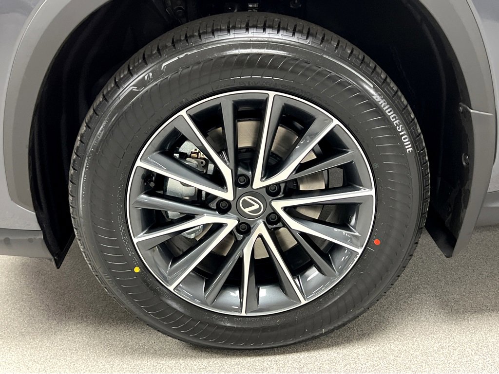 New 2026 Lexus NX 350 AWD image 37