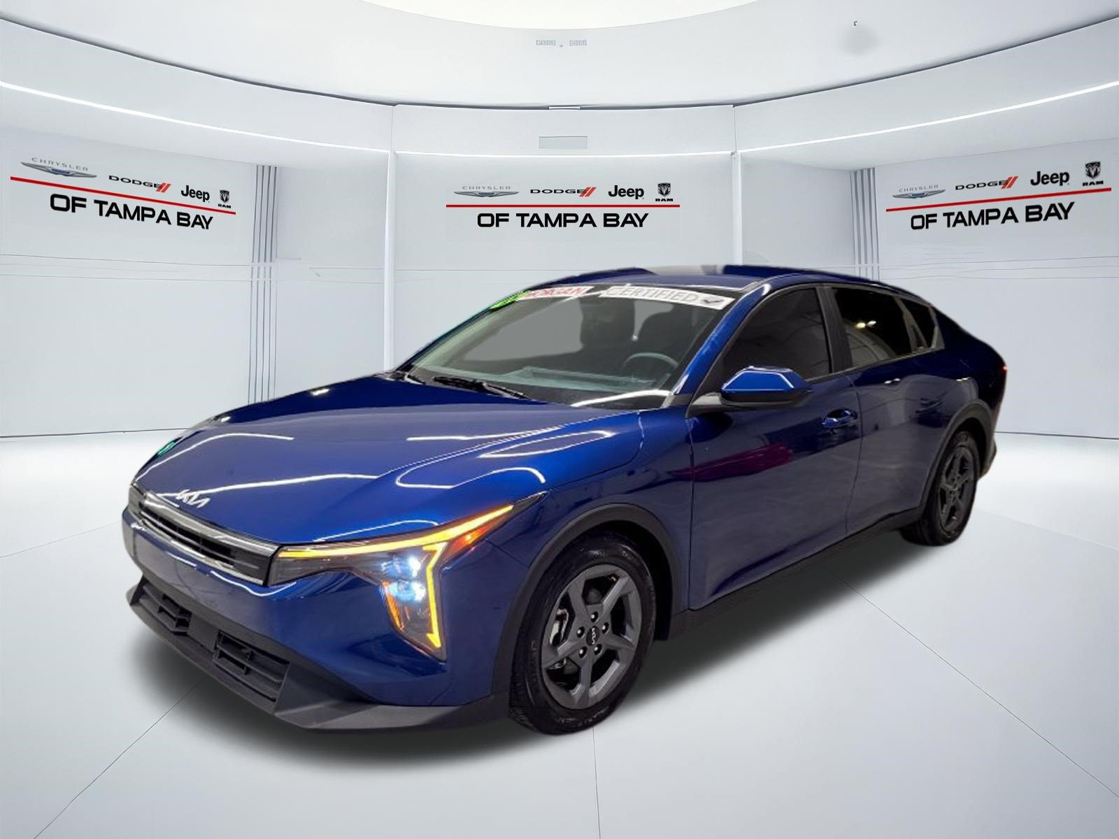 Used 2025 Kia K4 FWD image 2