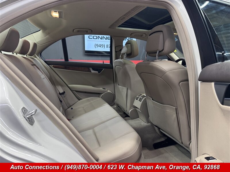 Used 2012 Mercedes-Benz C 250 Sedan image 8