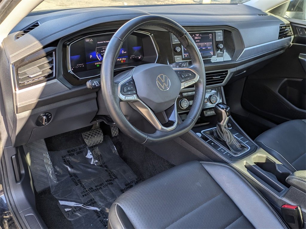 Used 2024 Volkswagen Jetta SE image 14