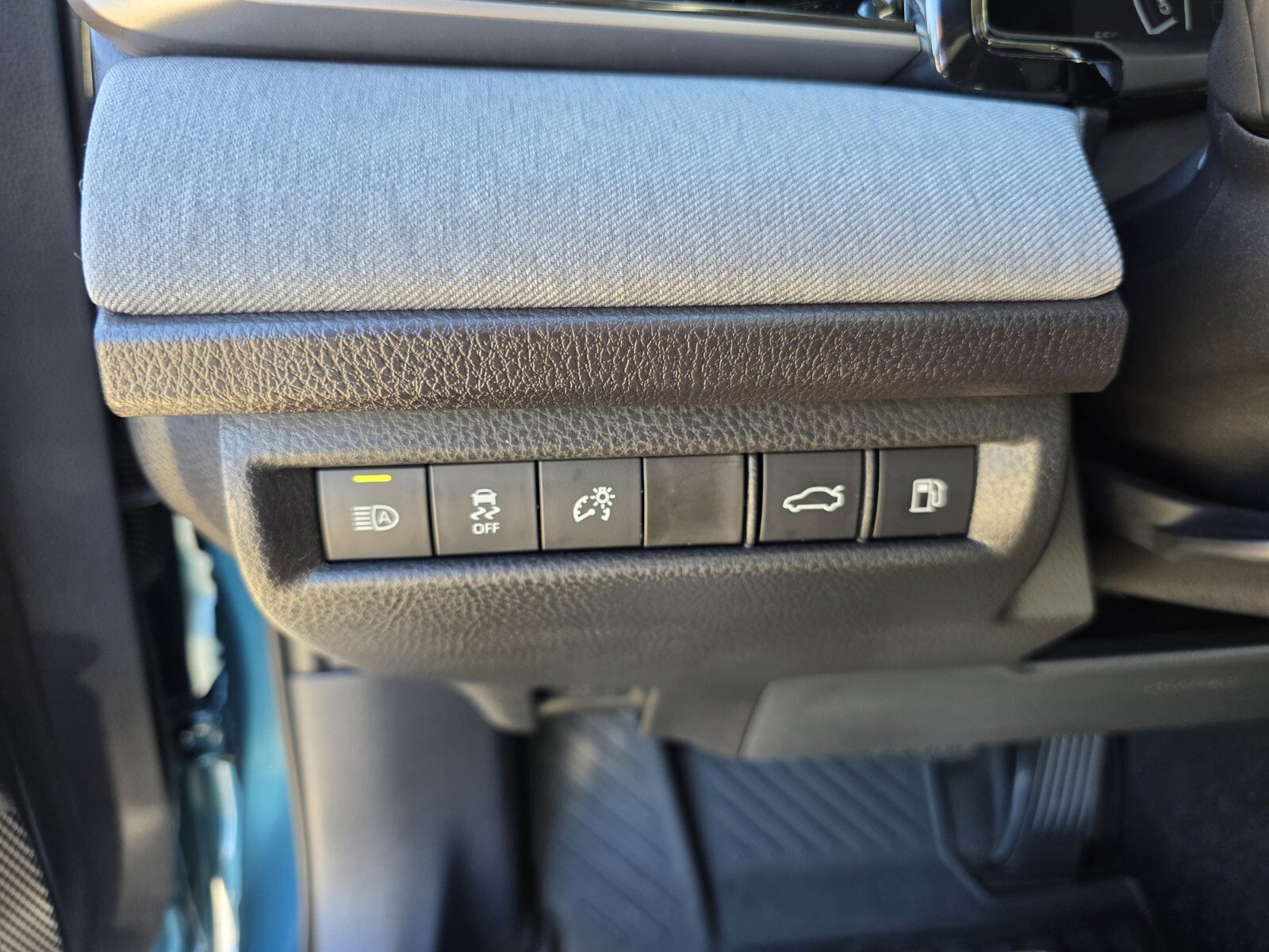 Certified 2026 Toyota Camry LE FWD image 25