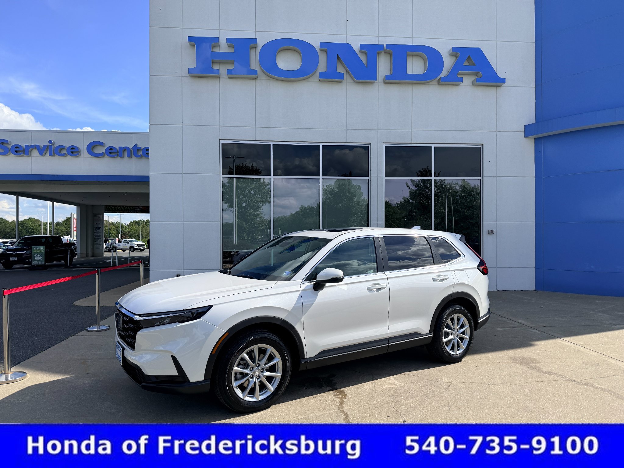 Used 2026 Honda CR-V EX image 1