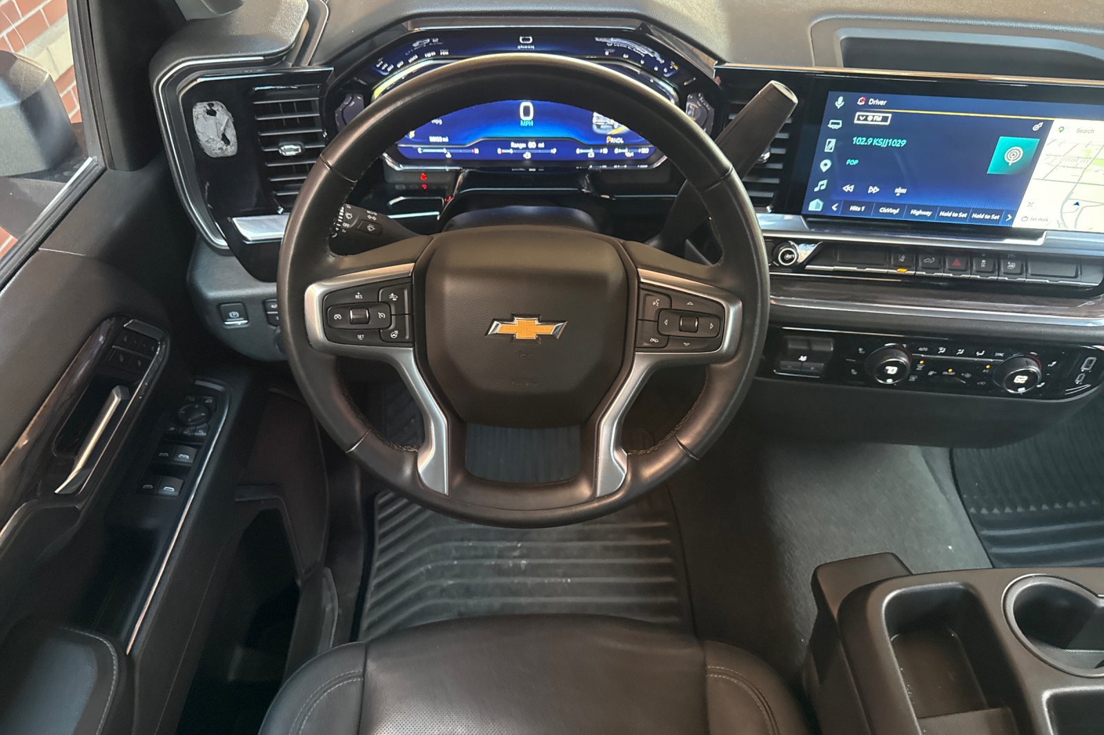 Used 2024 Chevrolet Silverado 2500 LTZ AWD/4WD image 14