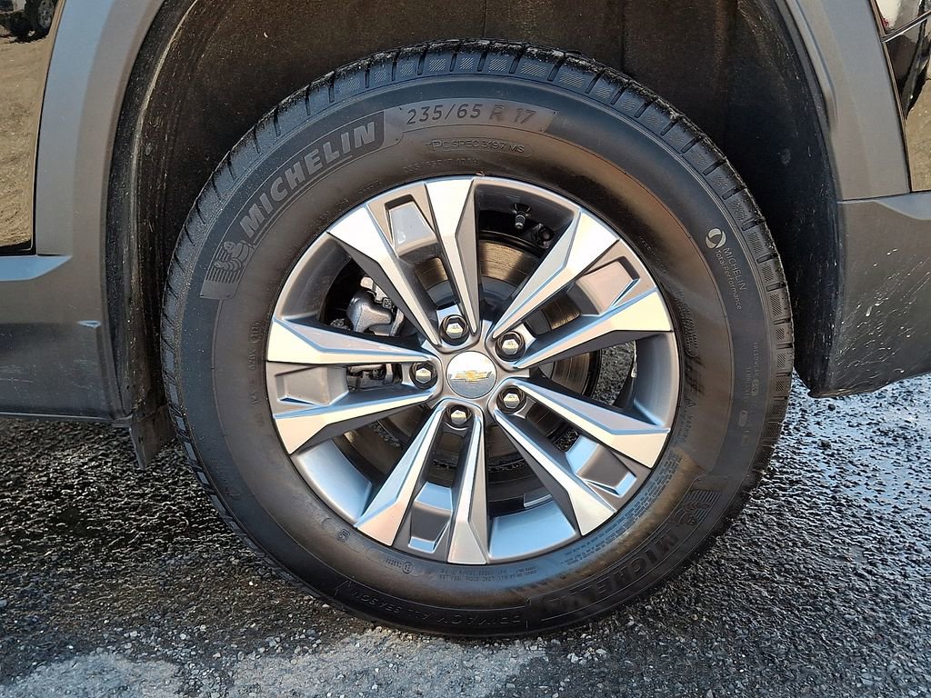 Used 2026 Chevrolet Equinox LT w/ Convenience Package II image 30