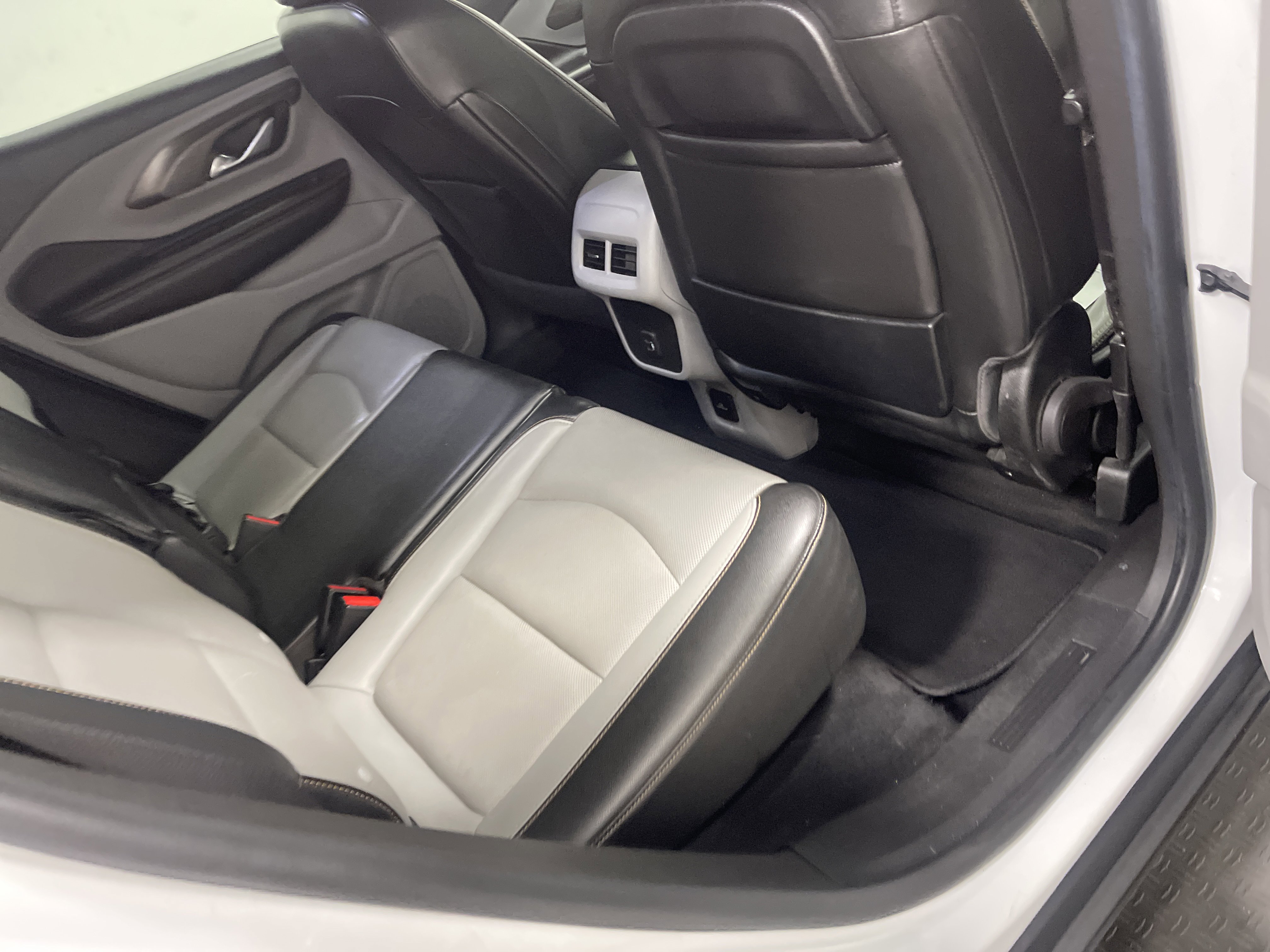 Used 2020 GMC Terrain SLT image 22