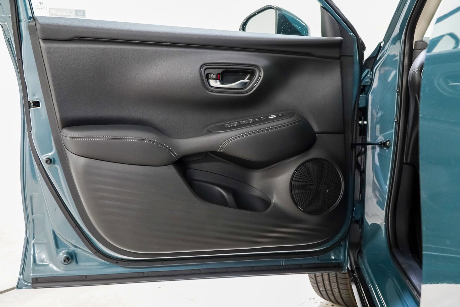 New 2026 Honda HR-V EX-L image 16