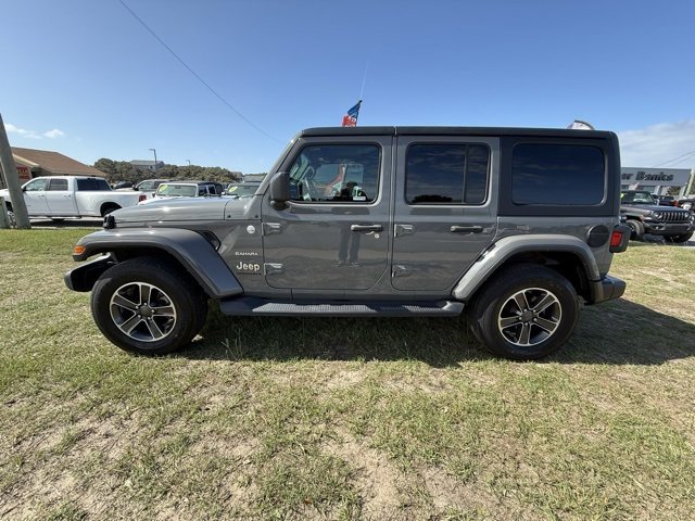 Certified 2023 Jeep Wrangler Sahara w/ Cold Weather Group image 4