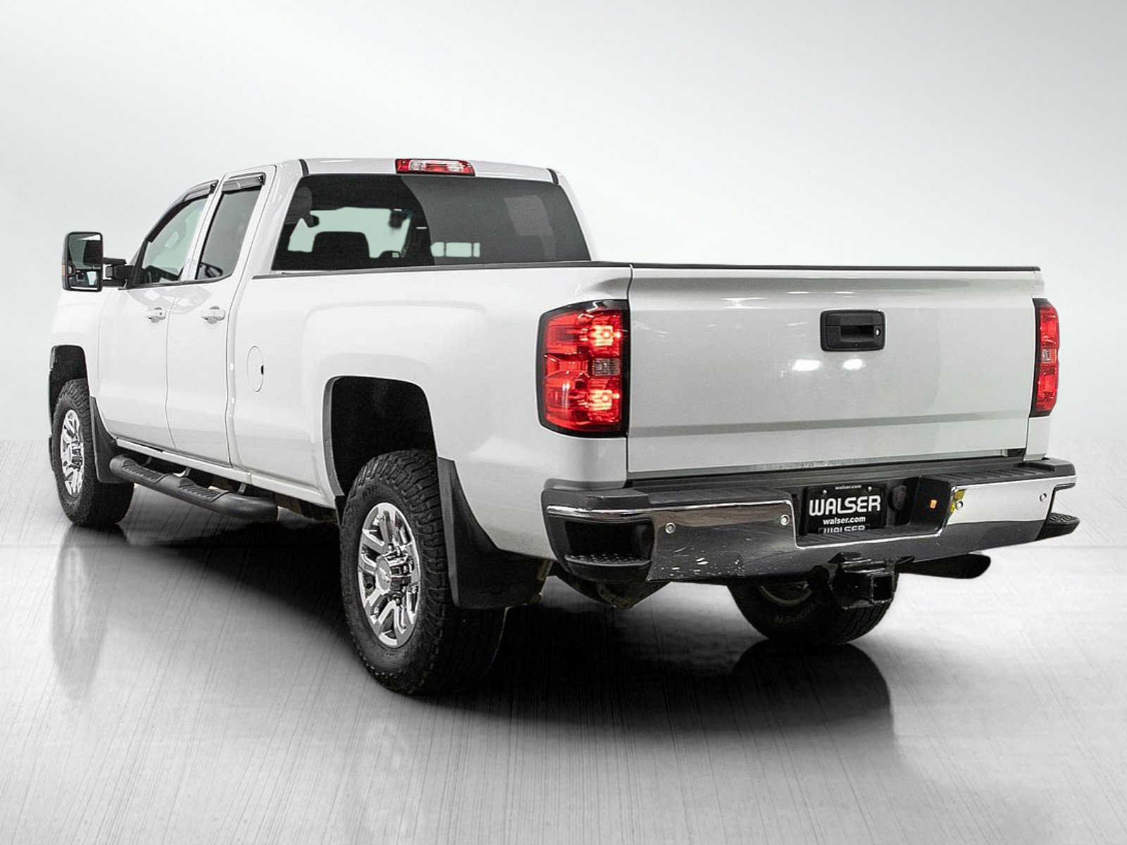 Used 2018 Chevrolet Silverado 3500 LT w/ LT Convenience Package AWD/4WD image 3