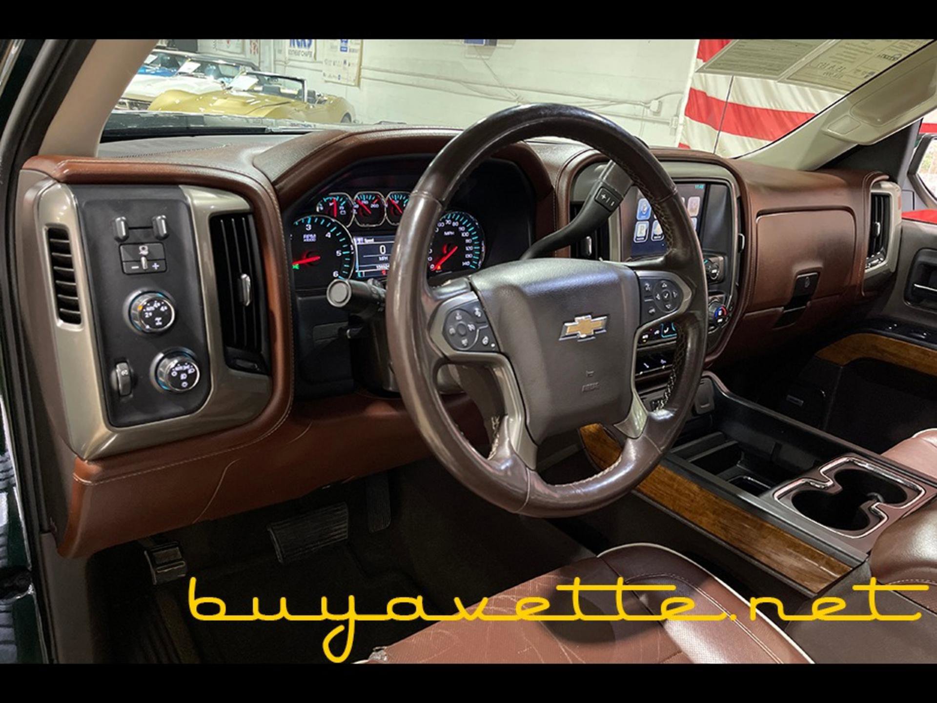Used 2015 Chevrolet Silverado 1500 High Country w/ High Country Premium Package image 12