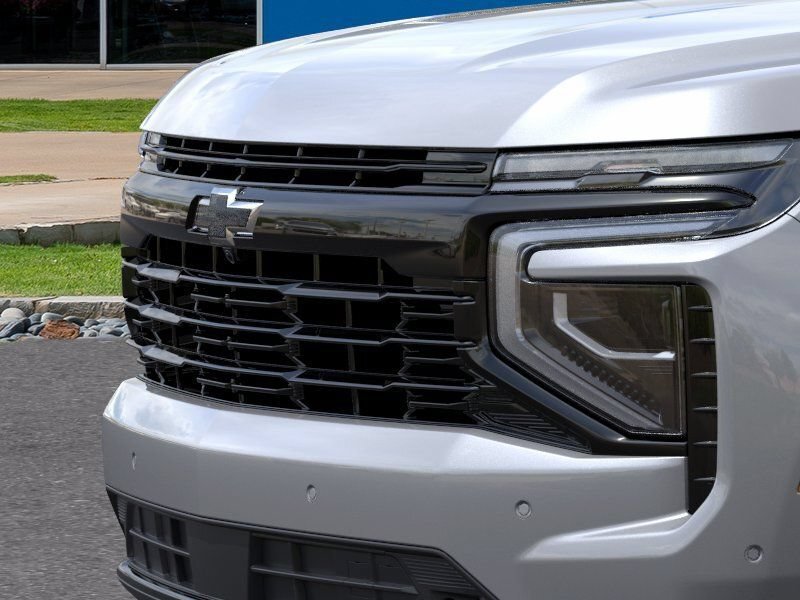 New 2026 Chevrolet Suburban RST w/ RST Capability Package AWD/4WD image 13