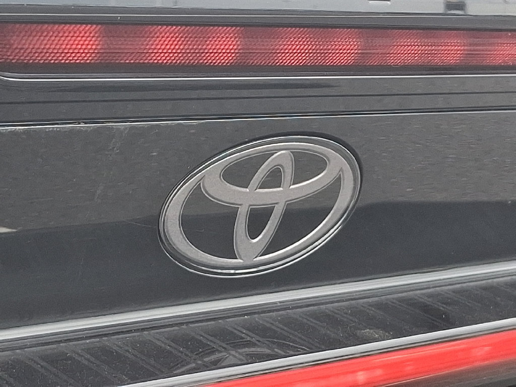 Certified 2024 Toyota Prius XLE FWD image 30