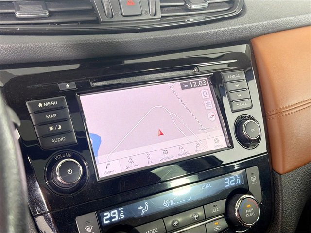 Used 2020 Nissan Rogue SV image 14