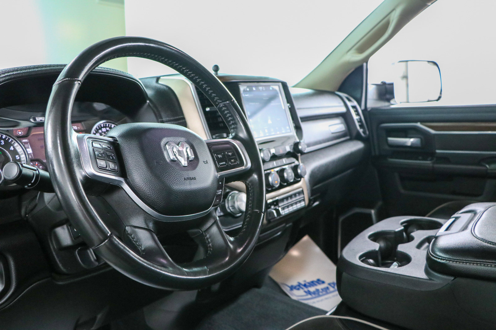 Used 2022 RAM 2500 Laramie w/ Protection Group AWD/4WD image 23