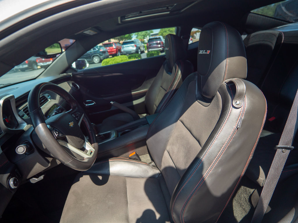 Used 2012 Chevrolet Camaro ZL1 RWD image 14