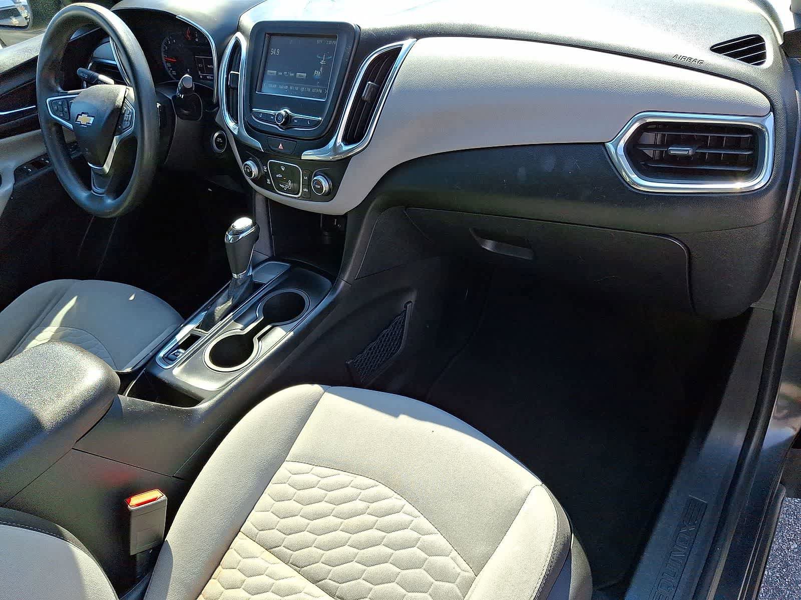 Used 2018 Chevrolet Equinox LS FWD image 33