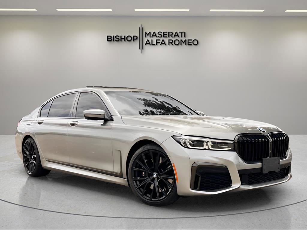 Used 2022 BMW 750i xDrive w/ M Sport Package AWD/4WD image 1