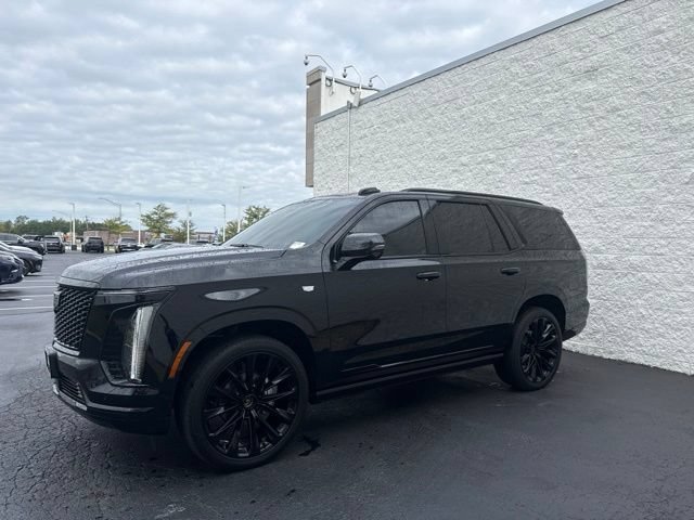 Used 2026 Cadillac Escalade Platinum Sport w/ LPO, ONYX Package AWD/4WD image 3