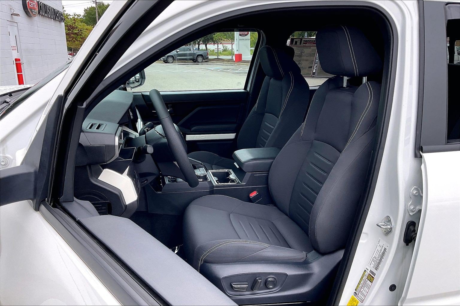 Used 2024 Toyota Tacoma TRD Sport w/ TRD Sport Upgrade Package AWD/4WD image 29