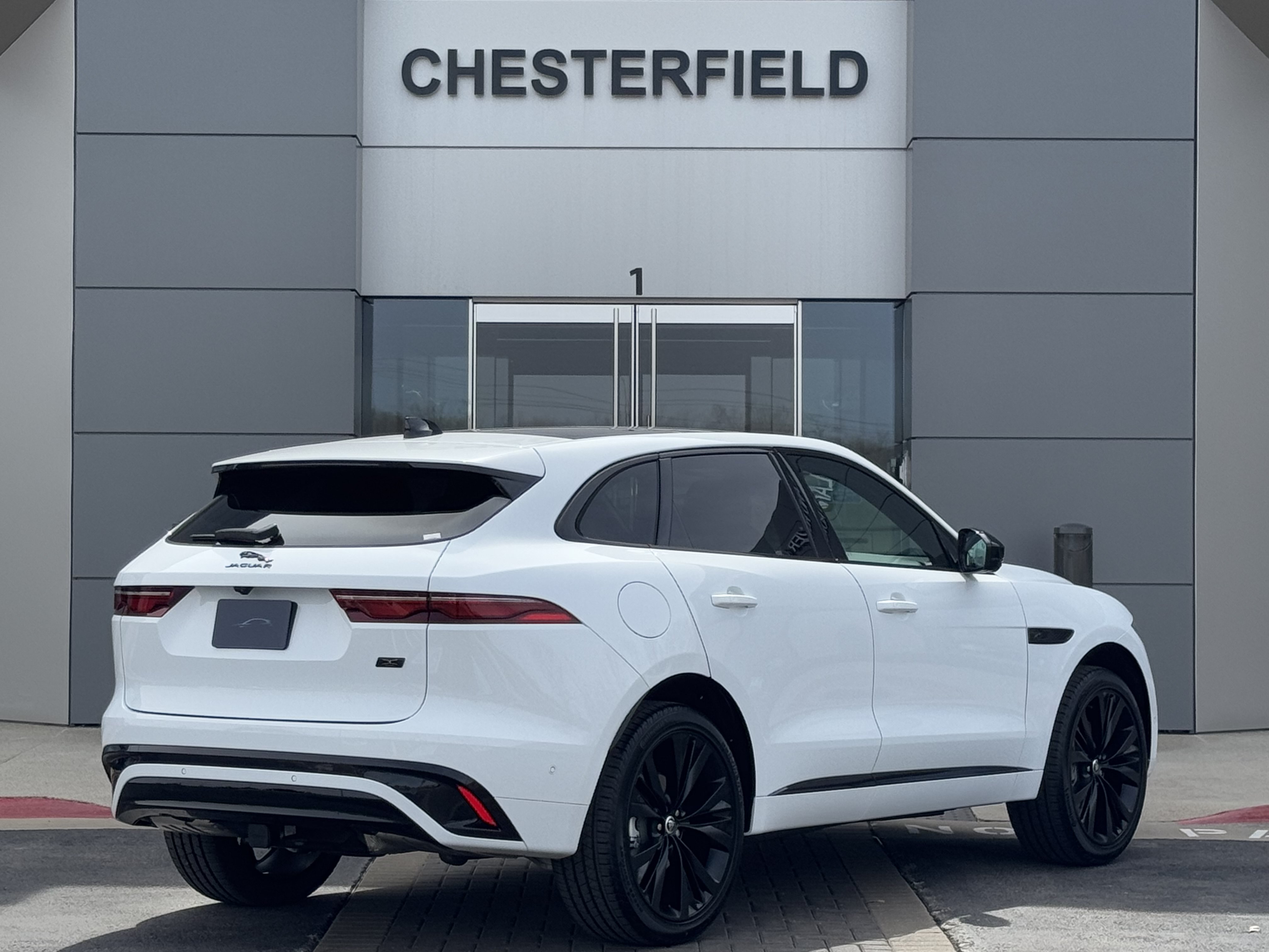 Used 2026 Jaguar F-PACE R-Dynamic S AWD/4WD image 2