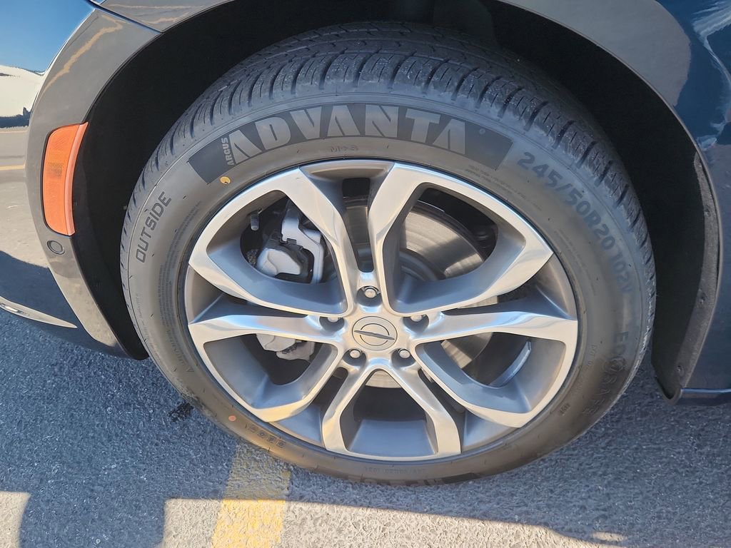 Used 2023 Chrysler Pacifica Pinnacle image 19