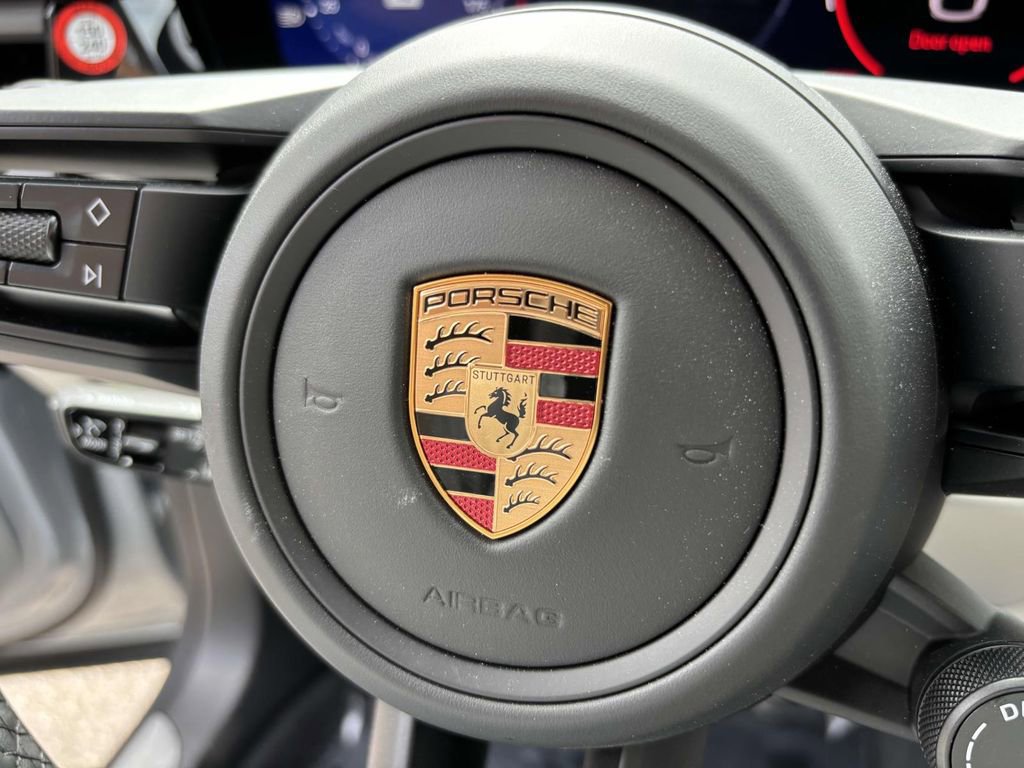 Used 2025 Porsche Macan 4 Electric image 20