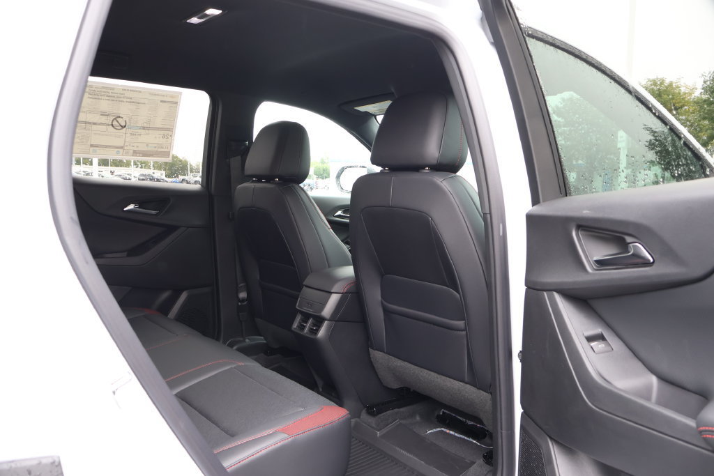 New 2027 Chevrolet Equinox RS w/ Safety and Technology Package AWD/4WD image 42
