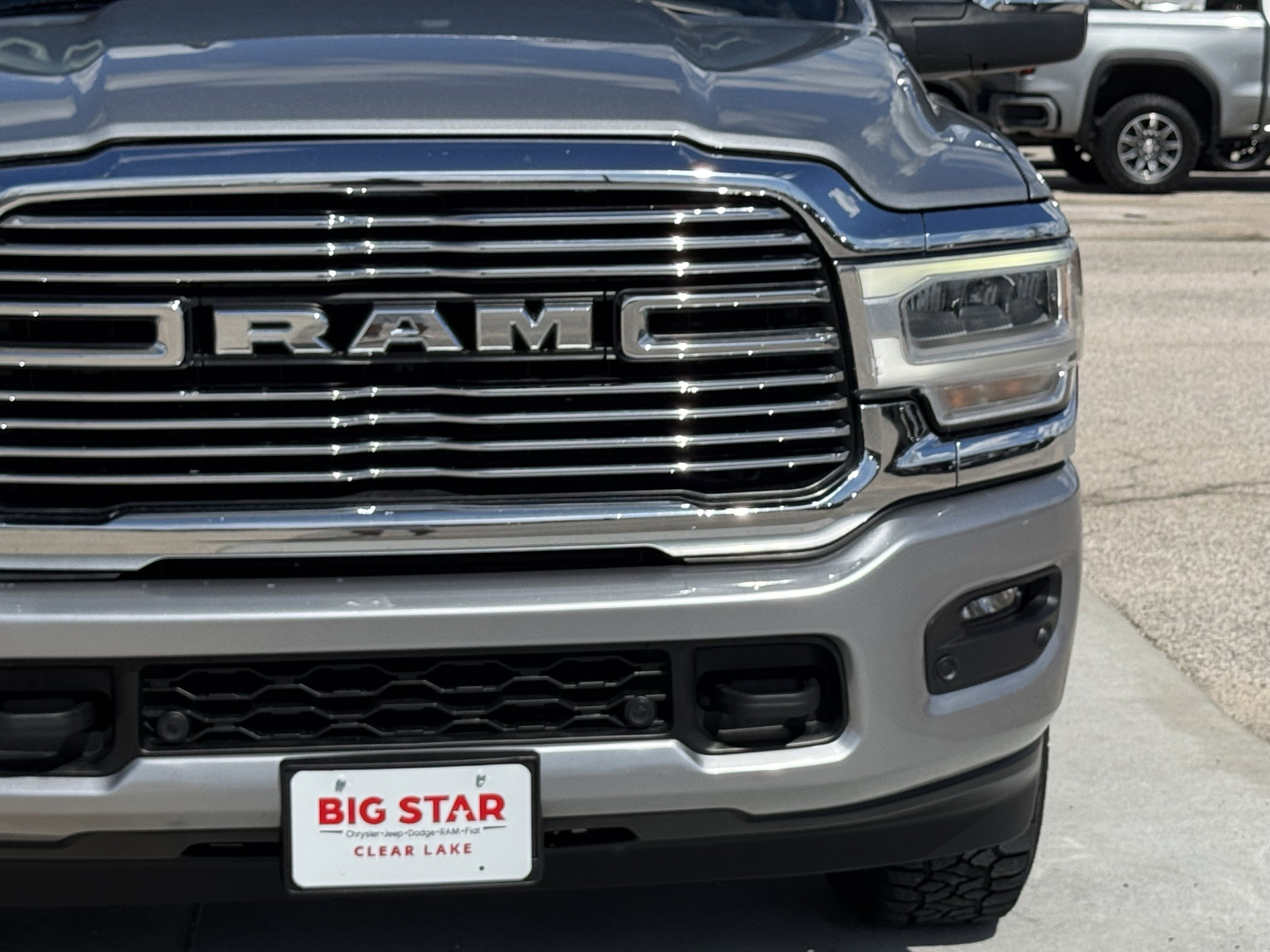 Used 2024 RAM 2500 Laramie AWD/4WD image 5