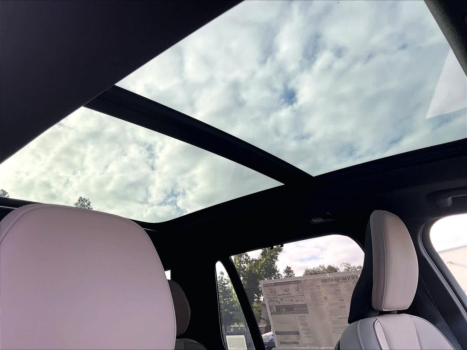 New 2027 Volvo XC90 T8 Bright AWD/4WD image 30