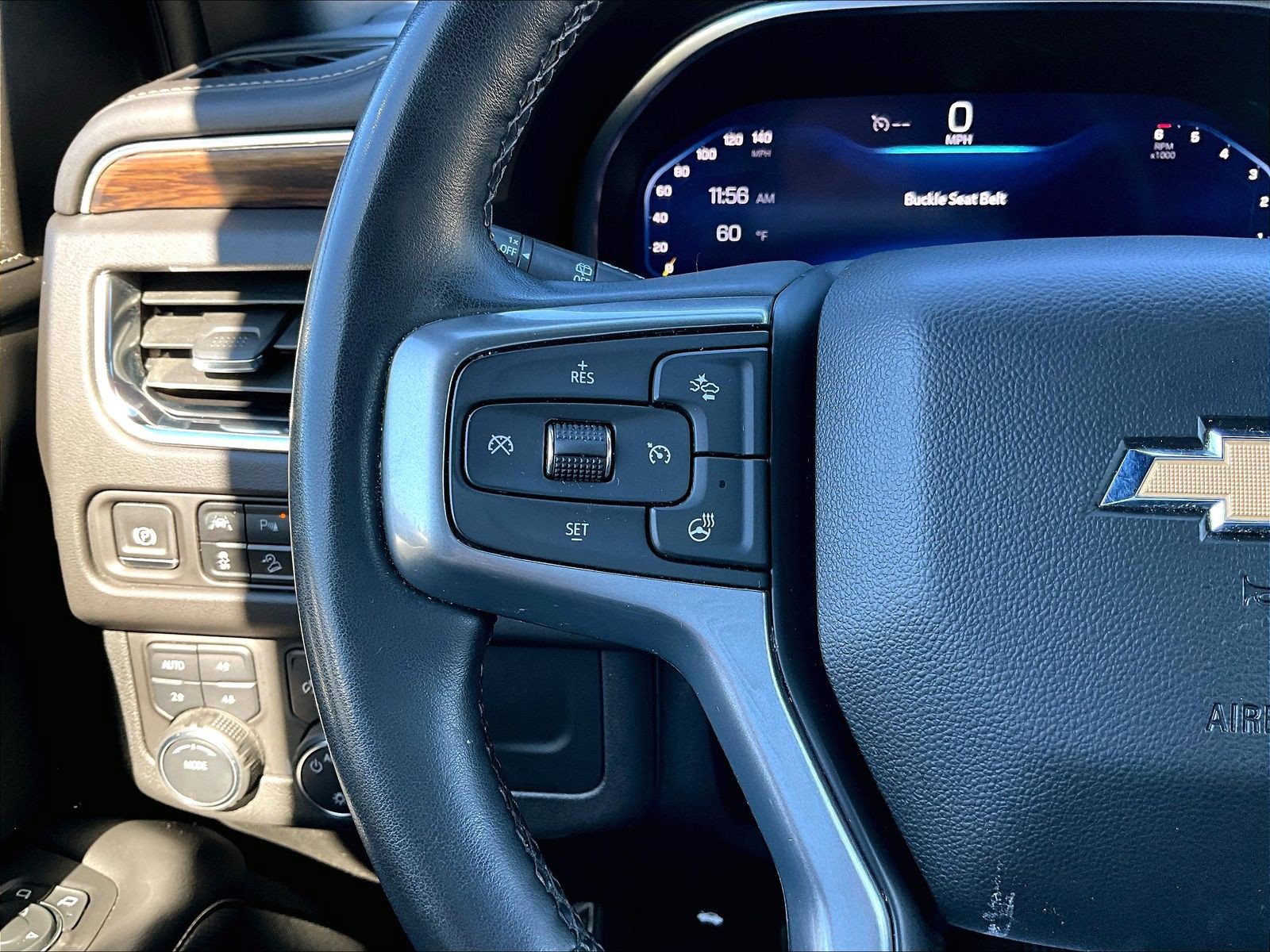 Used 2023 Chevrolet Suburban Premier AWD/4WD image 11
