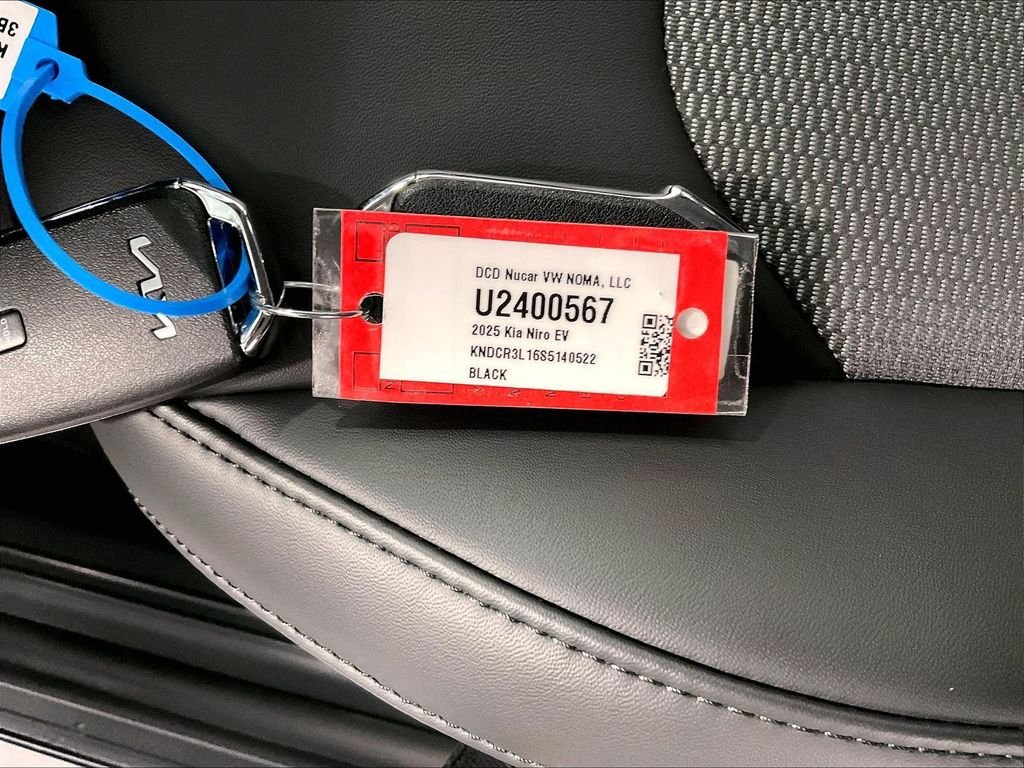 Used 2025 Kia Niro Wind w/ Wind Preserve Package FWD image 31