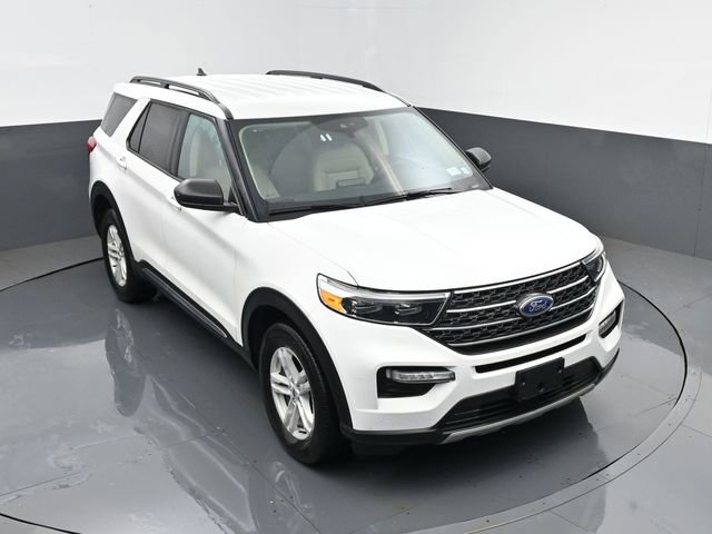 Used 2024 Ford Explorer XLT w/ Equipment Group 202A image 21