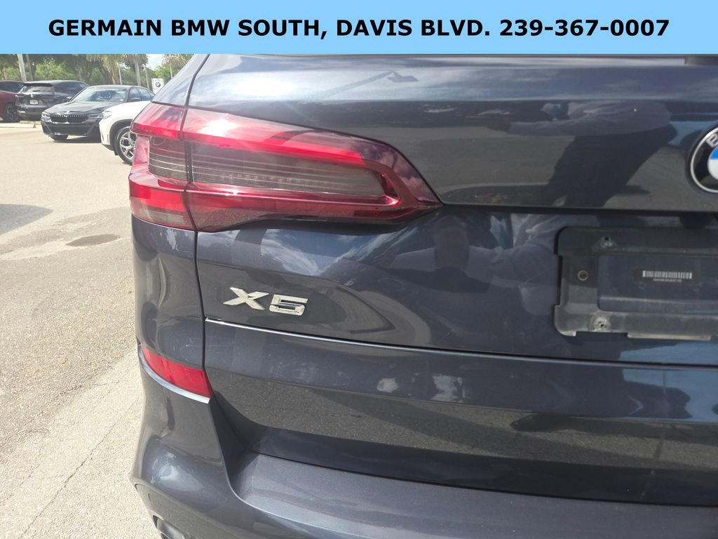Used 2020 BMW X5 xDrive40i w/ M Sport Package image 14