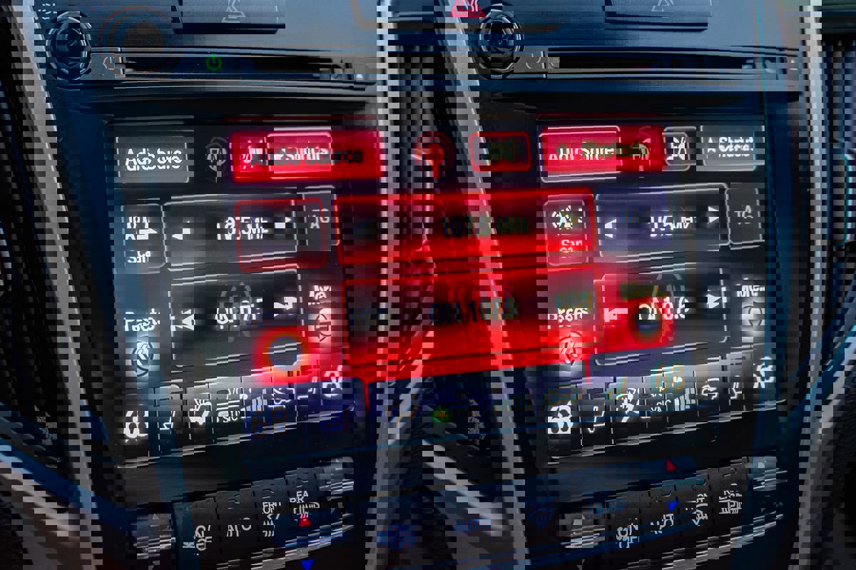 Used 2015 Acura TLX V6 w/ Technology Package image 27