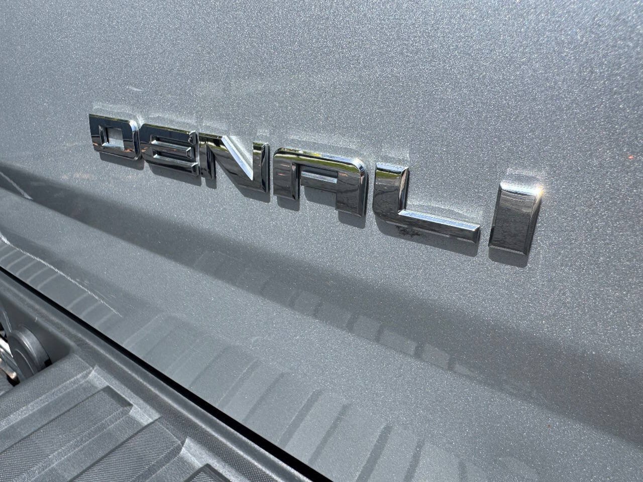 Used 2018 GMC Canyon Denali AWD/4WD image 4
