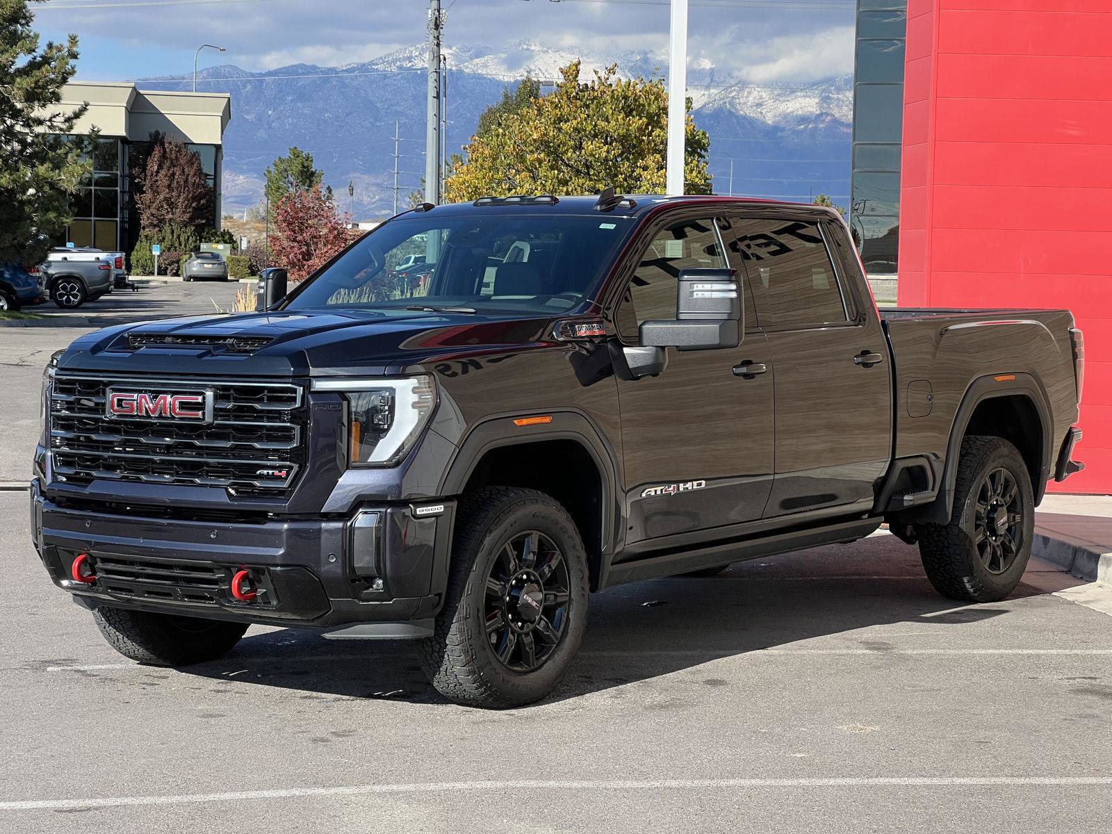 Used 2024 GMC Sierra 3500 AT4 w/ AT4 Premium Plus Package image 3