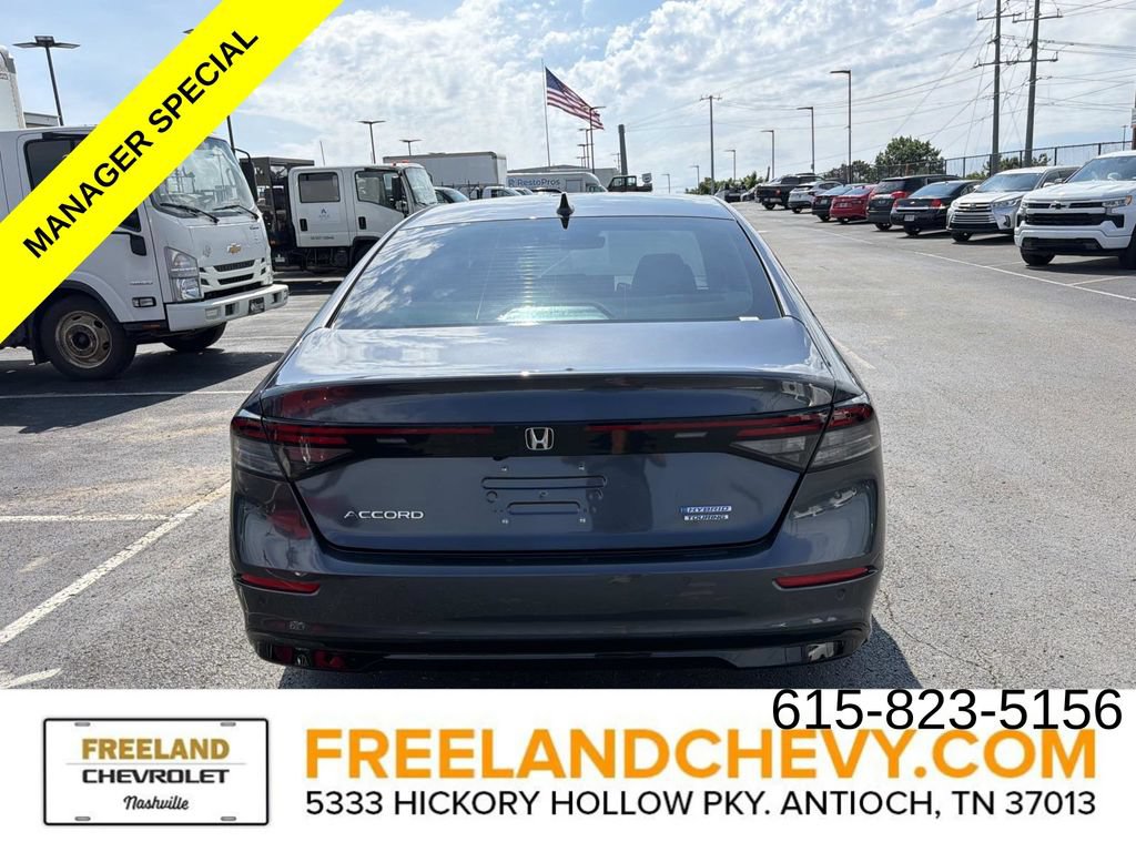 Used 2025 Honda Accord Touring image 4