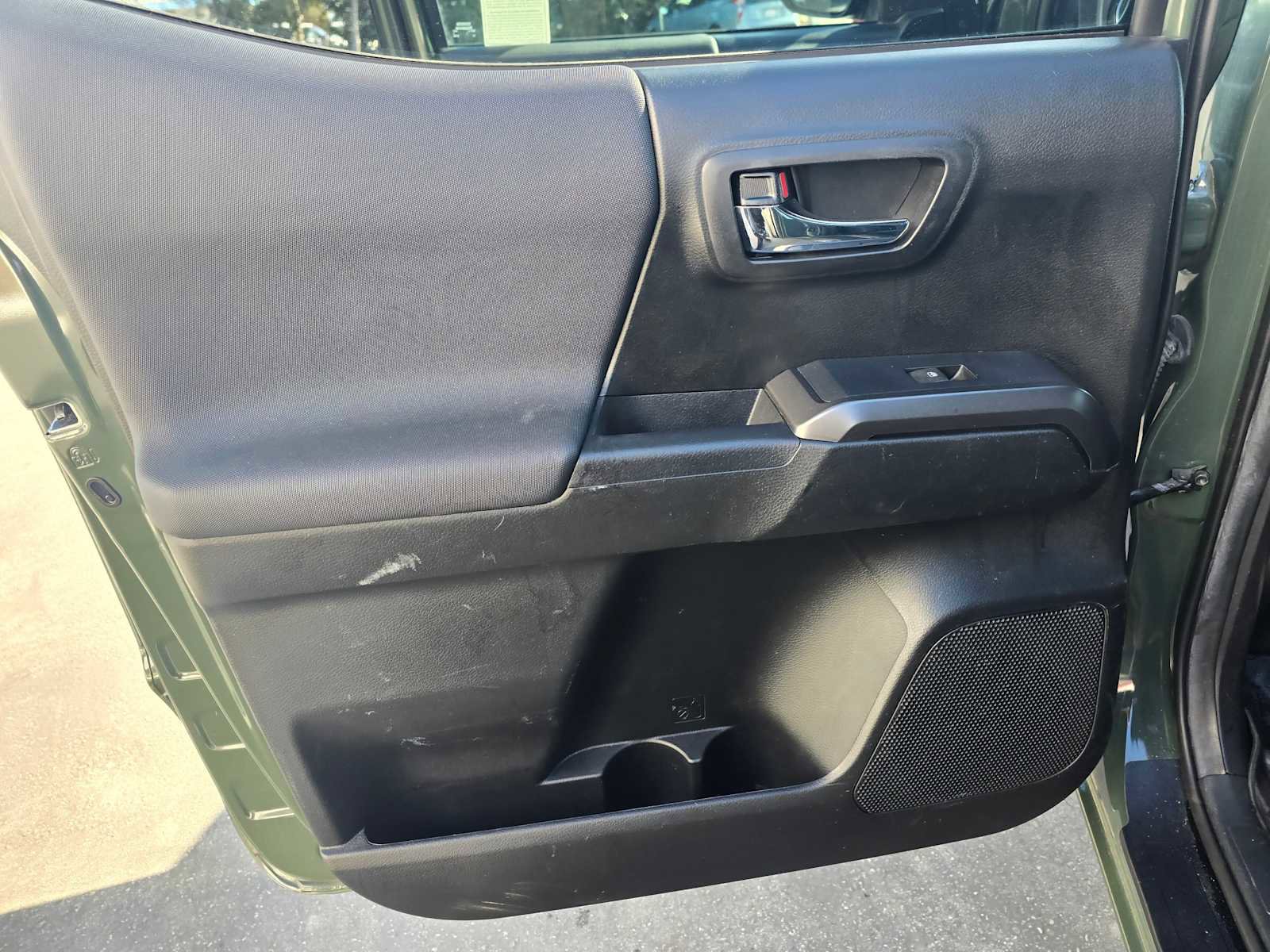 Used 2021 Toyota Tacoma TRD Off-Road image 18