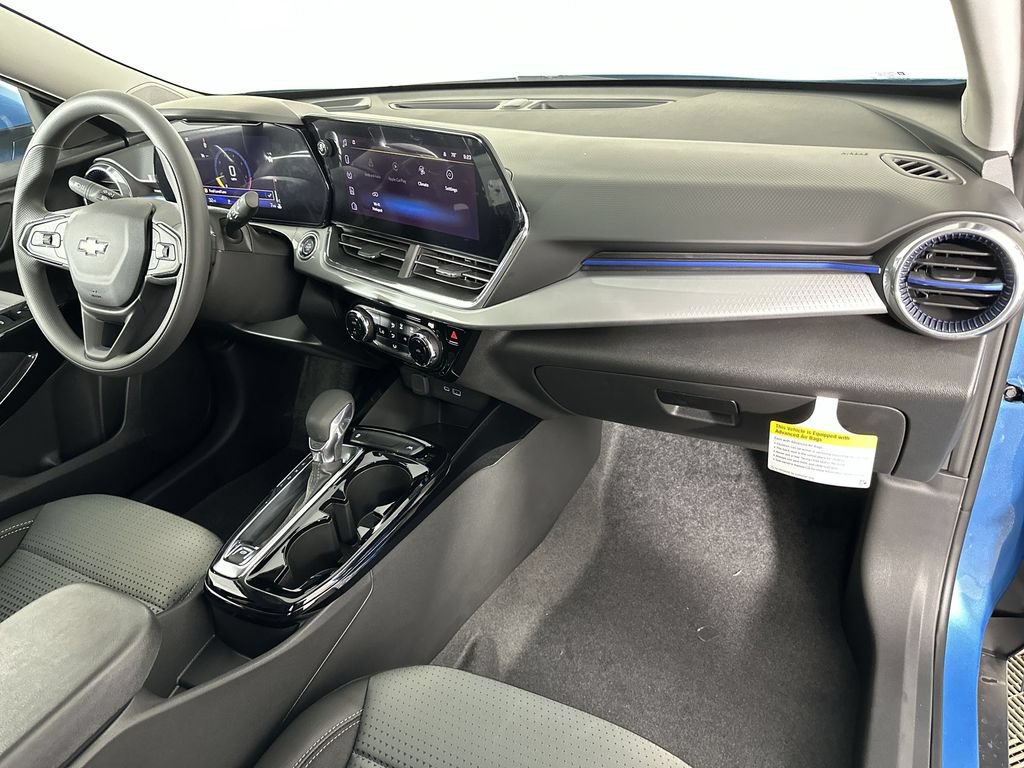 New 2026 Chevrolet Trax LT FWD image 30