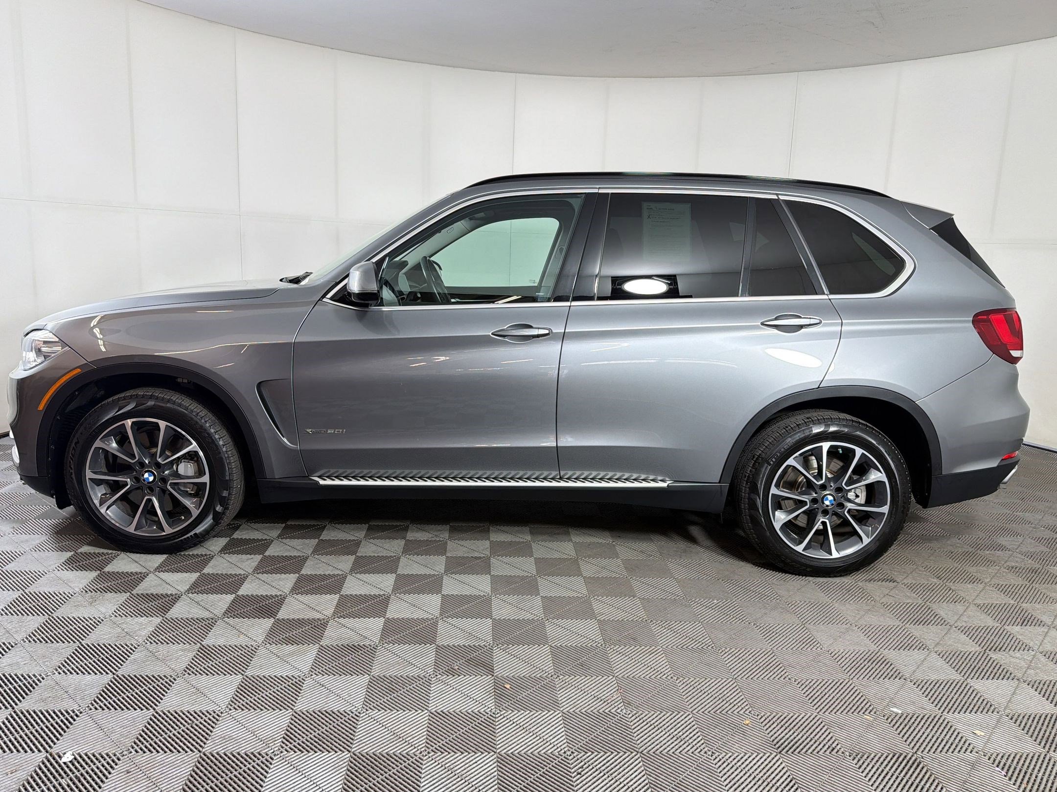 Used 2015 BMW X5 xDrive50i AWD/4WD video 2