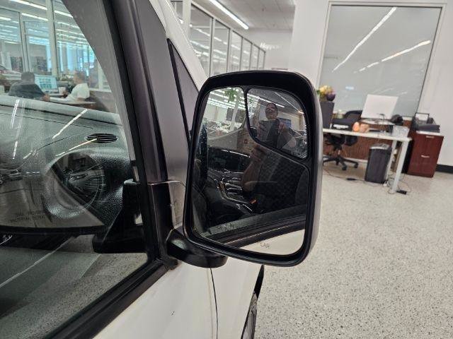 Used 2018 Chevrolet City Express LT FWD image 33