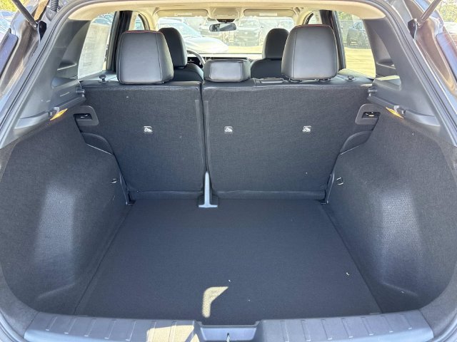 New 2027 Nissan Kicks SR FWD image 11